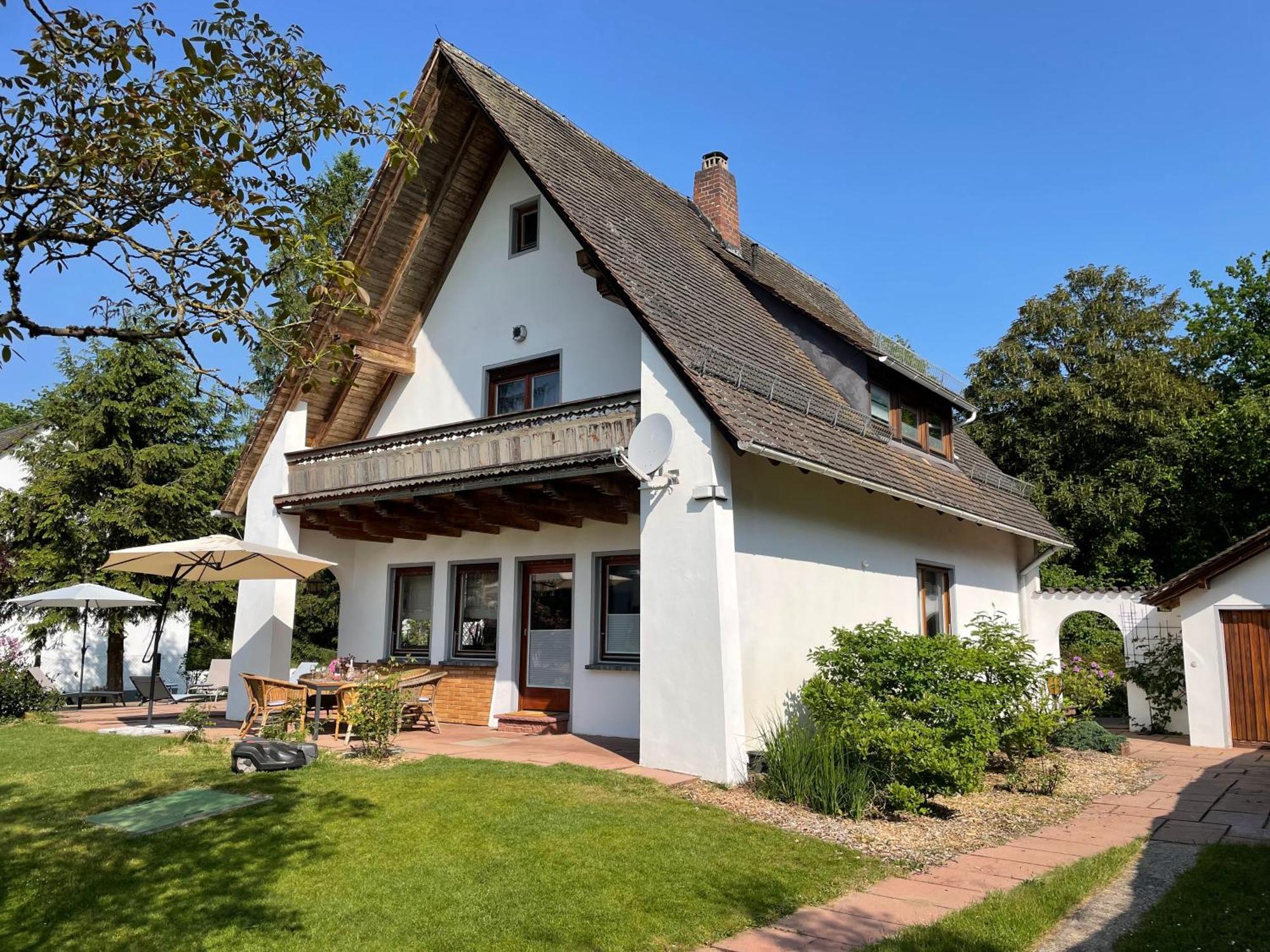 Holiday home Messe- & Gertraud Am Ludwigskanal, 24 H Self Check-in, Gratis Parken *